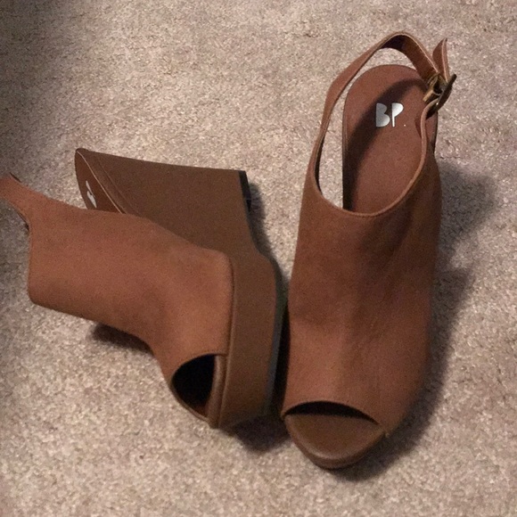 Wedges - Picture 2 of 4